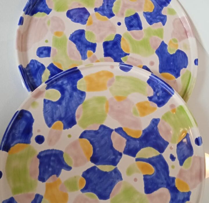 Blue dot Plate large