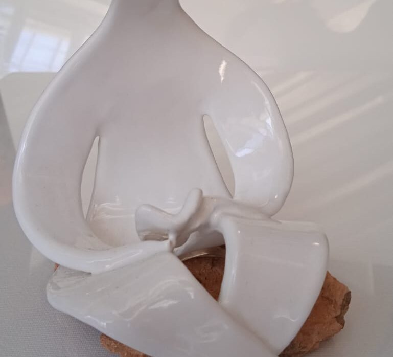 Reading guy by Kim Bagatto